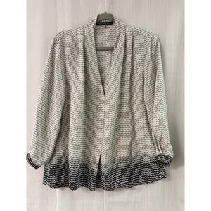 Rose & Olive Womens XL Grey Black Chevron Ombre V-Neck Long Sleeve Blouse Top